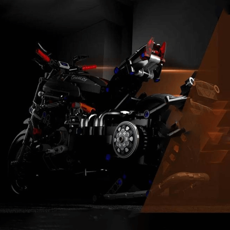 THE EVIL HORNED ONE | 826PCS